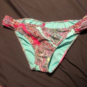 Bikini bottoms